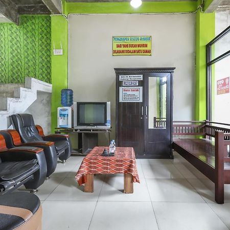 Oyo 3830 Dfarys Gh Syariah Hotell Balikpapan  Eksteriør bilde