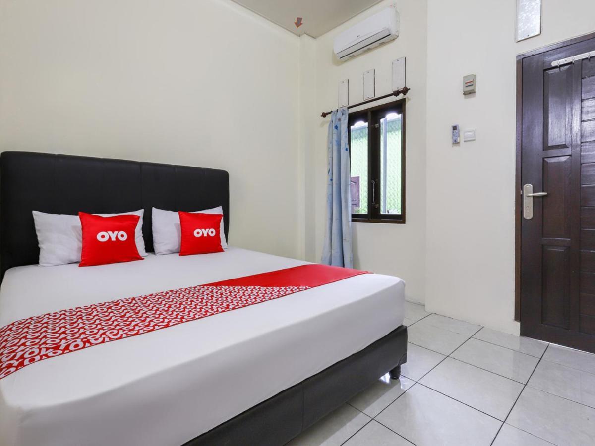 Oyo 3830 Dfarys Gh Syariah Hotell Balikpapan  Eksteriør bilde