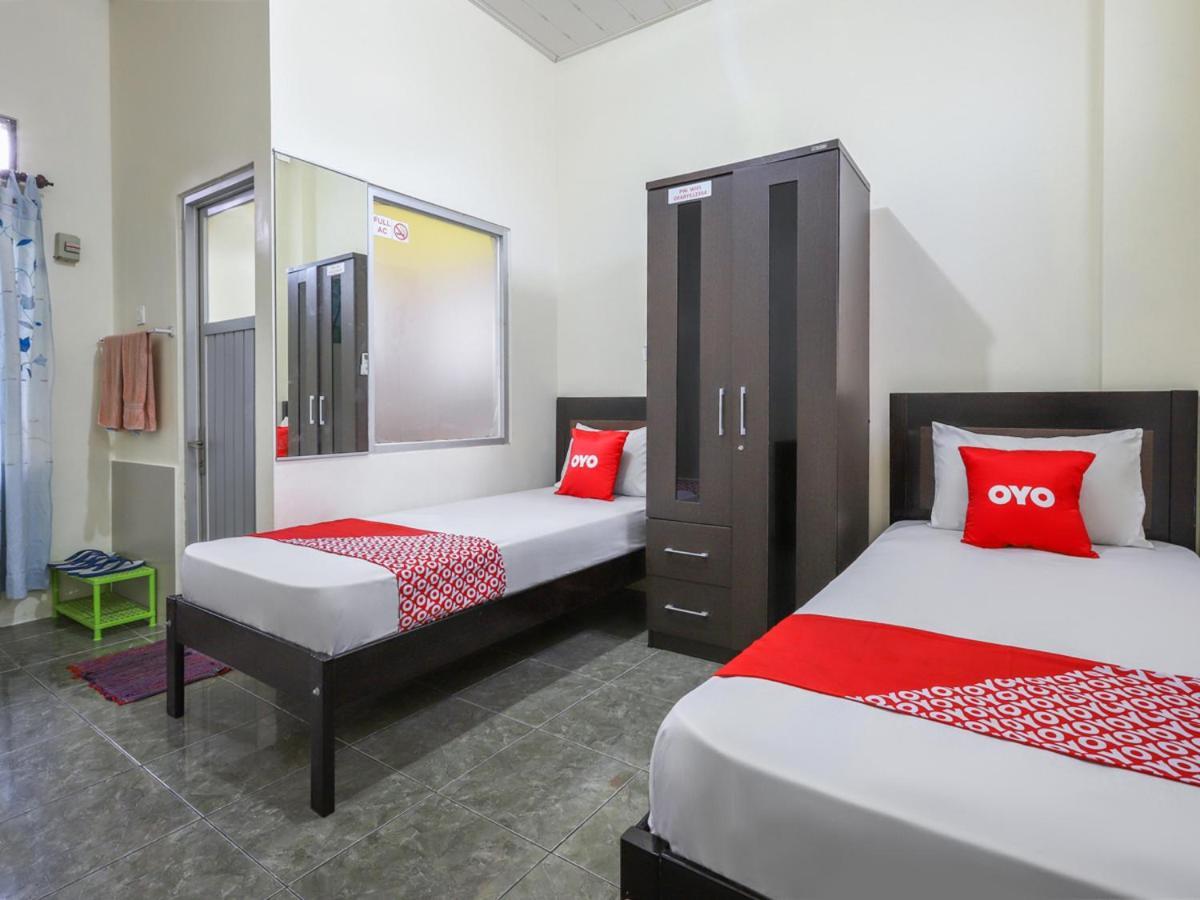 Oyo 3830 Dfarys Gh Syariah Hotell Balikpapan  Eksteriør bilde