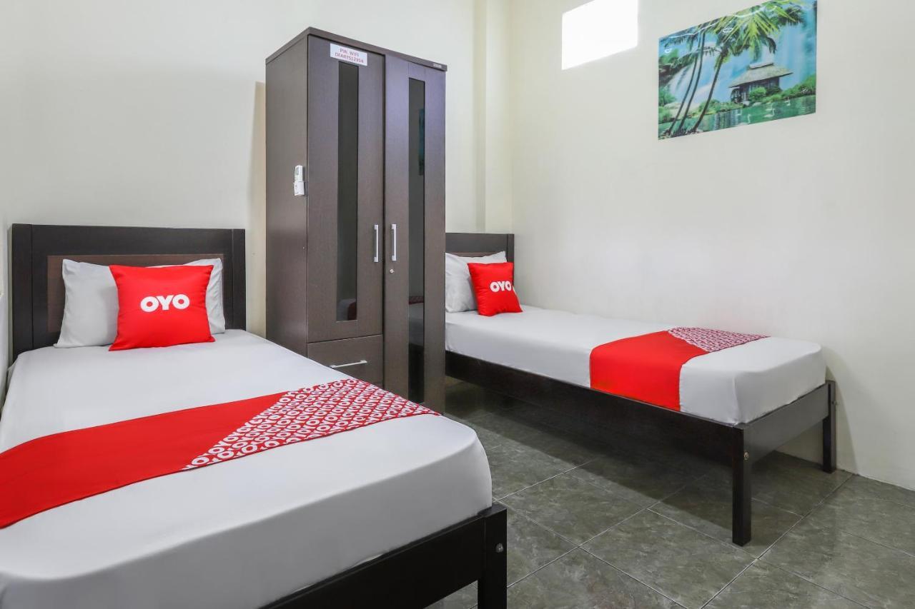 Oyo 3830 Dfarys Gh Syariah Hotell Balikpapan  Eksteriør bilde