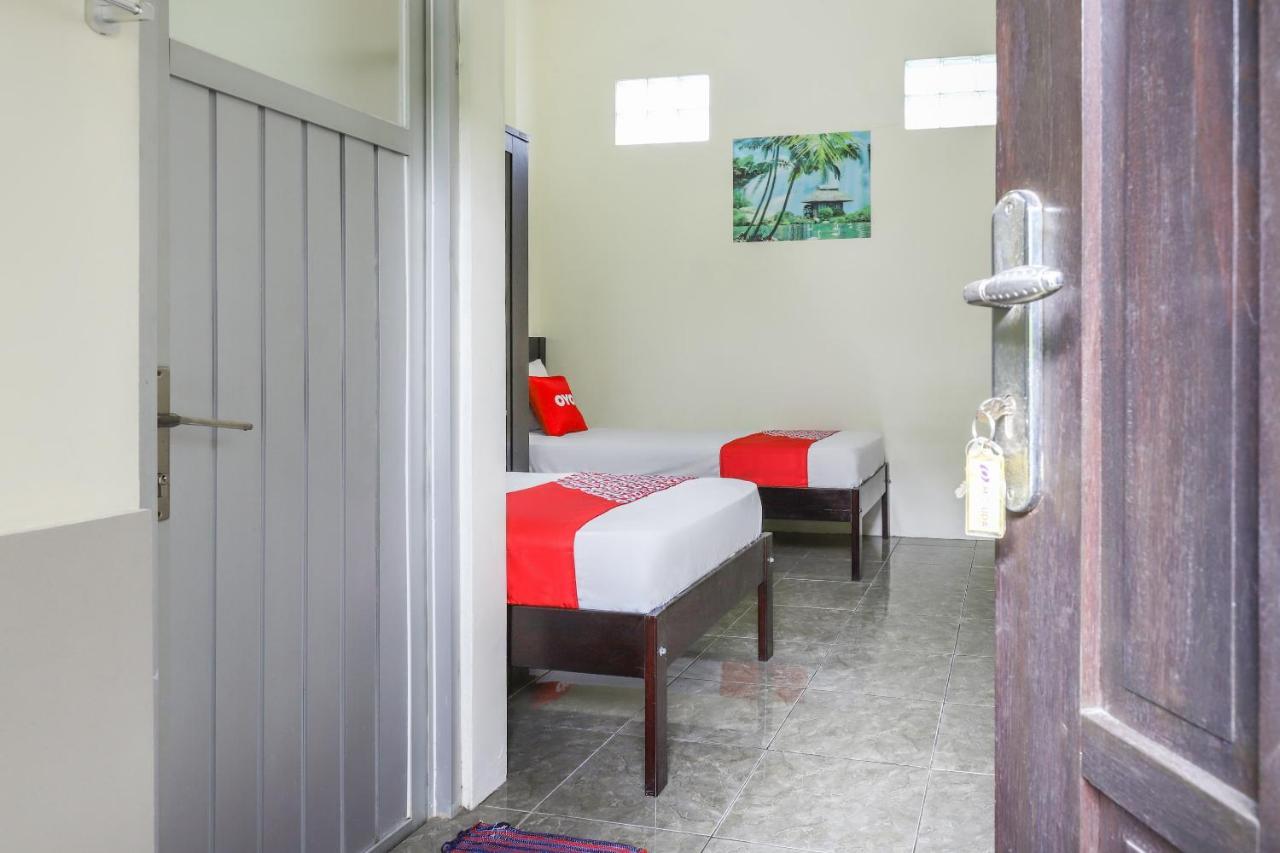 Oyo 3830 Dfarys Gh Syariah Hotell Balikpapan  Eksteriør bilde