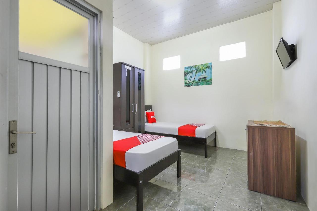 Oyo 3830 Dfarys Gh Syariah Hotell Balikpapan  Eksteriør bilde
